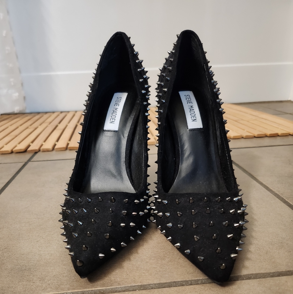 Steve Maden Spiked Punps